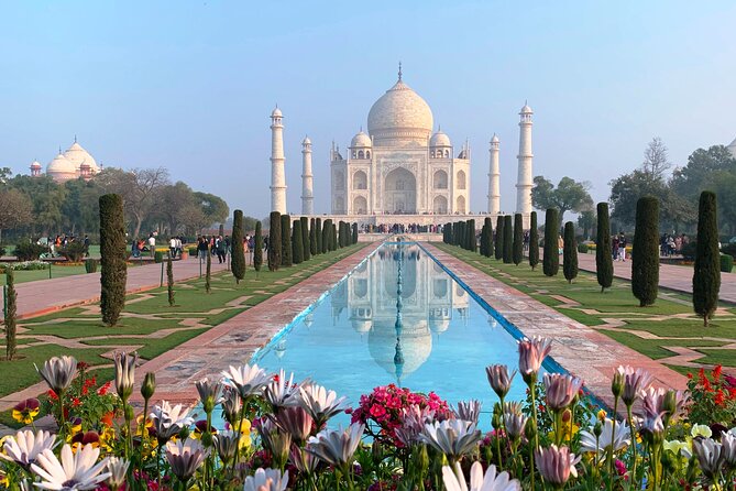 Private Day Tour to Tajmahal From Mumbai ,Pune ,Chennai With Commercial Flights
