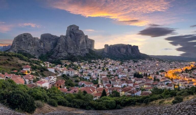 Private Day Trip to Meteora From Athens