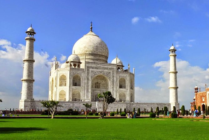 Private Day Trip to the Taj Mahal & Fatehpur Sikri From Jaipur
