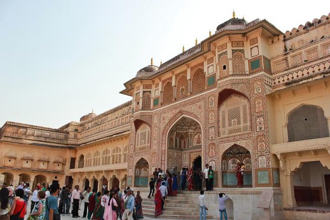 Private Full Day City Tour of Jaipur Visit Amber Fort, City Palace With Lunch