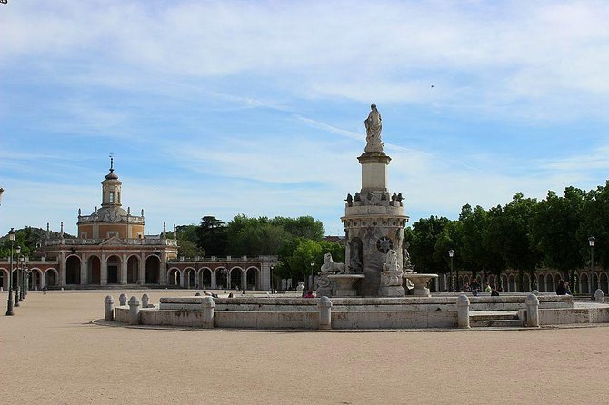 Private Full Day Tour From Madrid to Aranjuez and Chinchón With Hotel Pick up