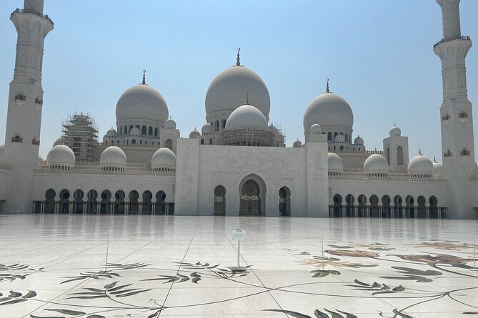 Private Guided Abu Dhabi City Sightseeing Tour