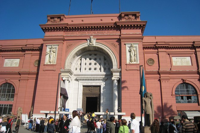 Private Guided Half-Day Tour: Egyptian Museum in Cairo