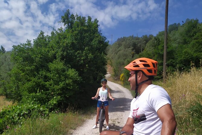 Private Guided Tour by E-Bike and Electric MTB in Fiesole