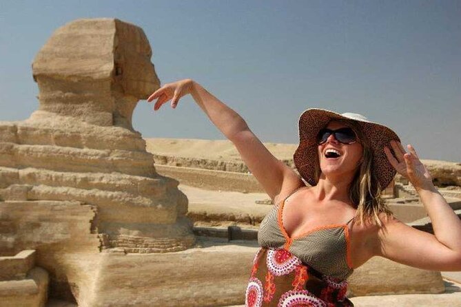 1 private guided tour to giza pyramids sphinx and saqqara lunch Private Guided Tour to Giza Pyramids, Sphinx and Saqqara Lunch