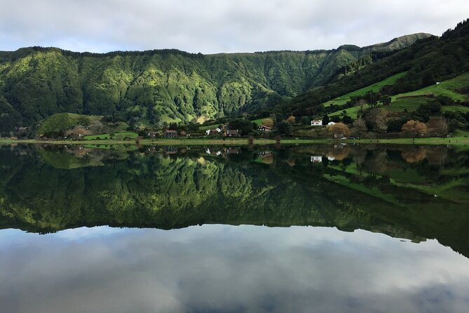 1 private half day 4x4tour to sete cidades volcano Private Half-Day 4x4Tour to Sete Cidades Volcano