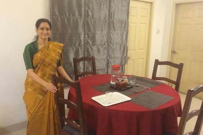 Private In-Home Vegetarian Cooking Class and Meal in Chennai