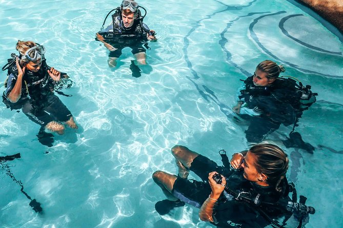 Private Indoor Diving Experience in Hurghada With Hotel Pickup