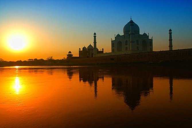 Private Luxury Delhi, Agra, Jaipur & Varanasi From Delhi – 5 Nights 6 Days Tour