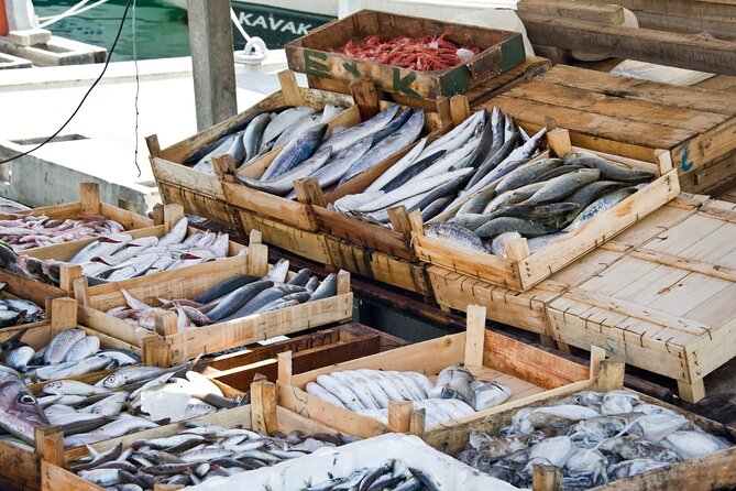 Private Market Tour, Lunch or Dinner and Cooking Demo in Spoleto