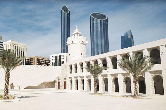 Private One-day Abu Dhabi Highlight Tour, End in Dubai With Lunch