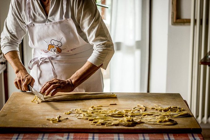 Private Pasta-Making Class at a Locals Home With Tasting in San Gimignano