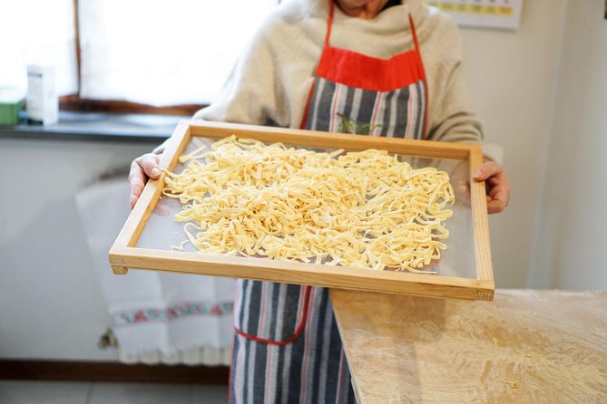 Private Pasta Making Class & Traditional Tuscan Dishes With a Local in Florence