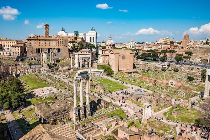 Private Piazzas of Rome Tour With Colosseum & Roman Forum