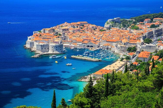 Private Speedboat Transfer From Hvar Town to Dubrovnik