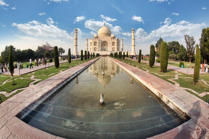 Private Taj Mahal and Agra Tour From Delhi by Car