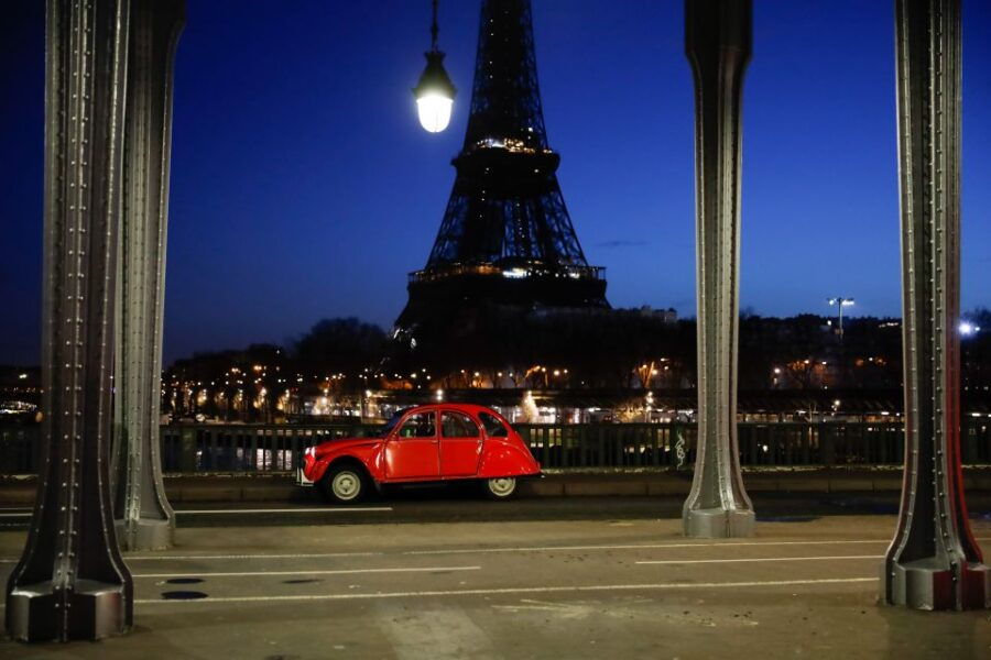 1 private tour 2cv paris secret Private Tour 2CV Paris Secret