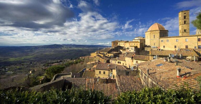 Private Tour From Livorno Port to San Gimignano & Volterra