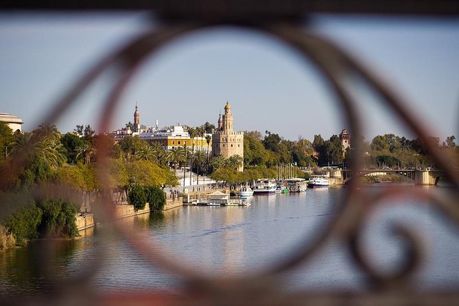 Private Tour: Introductory Walking Tour to the Highlights of Seville