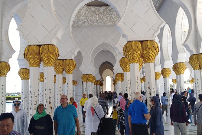 Private Tour : Louvre Museum Abu Dhabi & Sheikh Zayed Grand Mosque Visit
