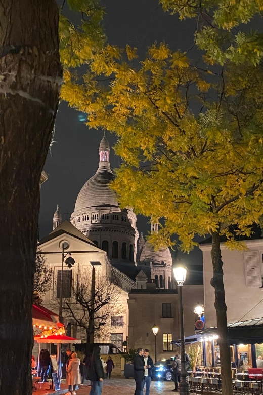 1 private tour of montmartre Private Tour of Montmartre.