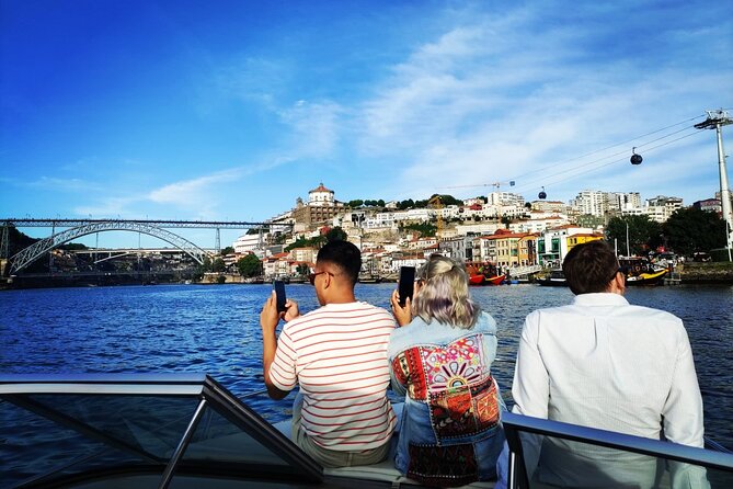 Private Tour of the 6 Bridges, by Boat 1h30m, With Sunset Time Option