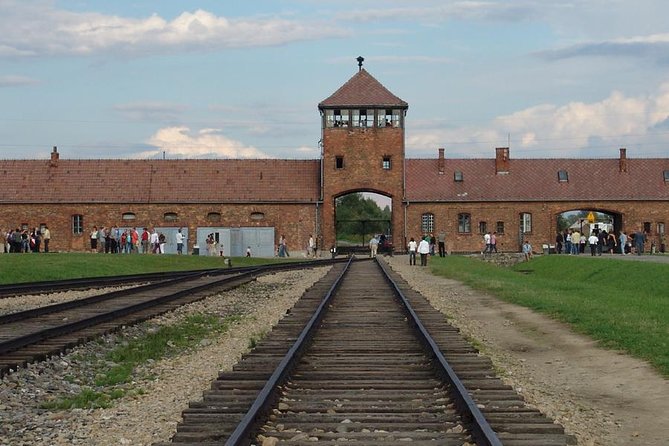 Private Tour to Auschwitz & Birkenau From Katowice