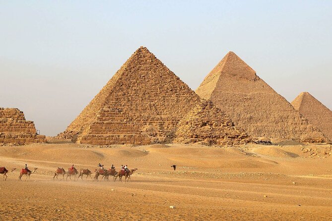 Private Tour to Giza Pyramids and Sphinx