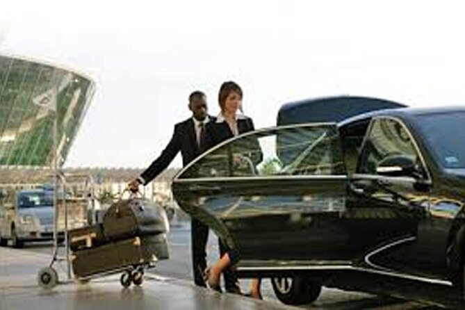 Private Transfer From Airport to Your Hotel