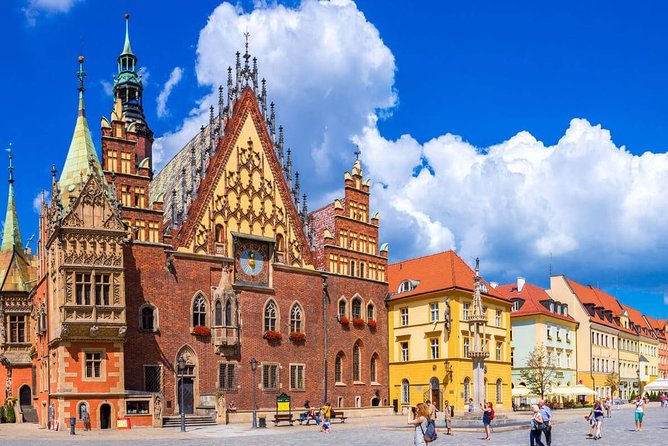 Private Transfer From Boleslawiec City to Wroclaw (Wro) Airport