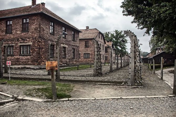 Private Transport and Fully Guided Tour Auschwitz-Birkenau