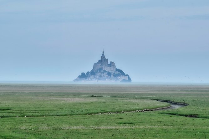 Private Transport From Paris to Mont-Saint-Michel