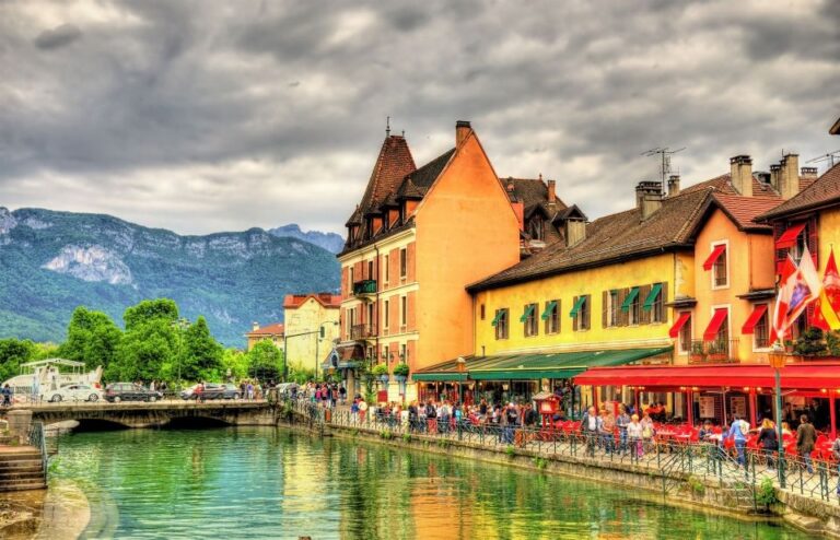 Private Trip From Geneva to Annecy in France