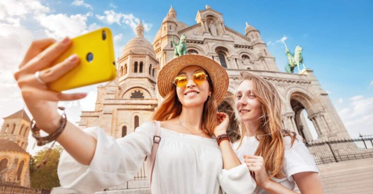 Private Walking Tour of Montmartre and Sacré-Cœur Basilica