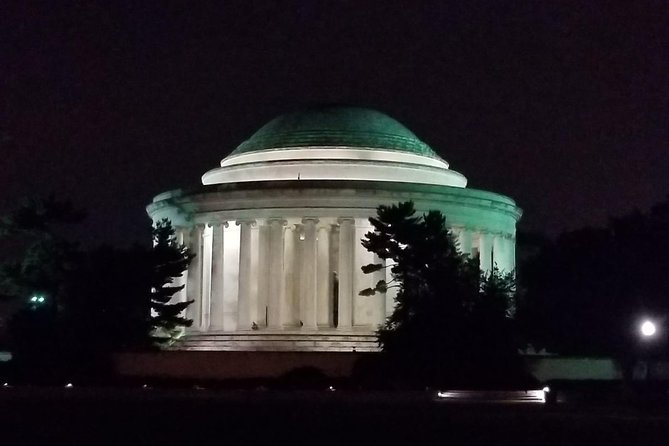 Private Washington DC Night City Tour With Stops at 6 Top Sites