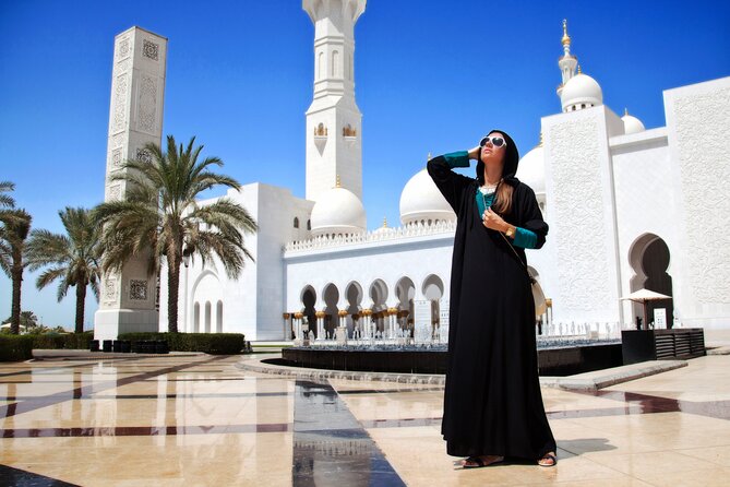 1 professional photoshoot at sheikh zayed mosque in abu dhabi Professional Photoshoot at Sheikh Zayed Mosque in Abu Dhabi