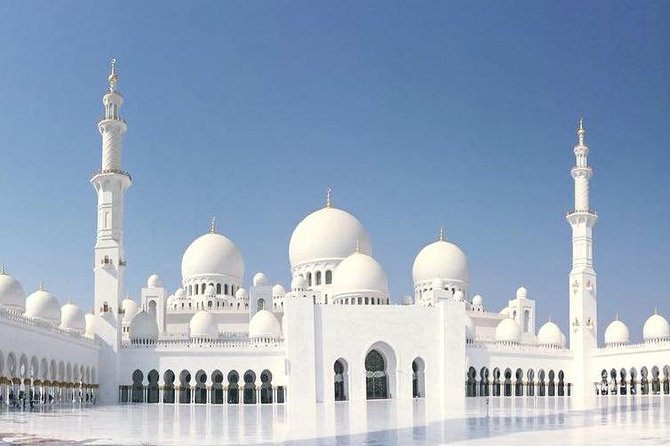 Public Tour – Abu Dhabi City Tour & Sheikh Zayed Grand Mosque (8 Hours)