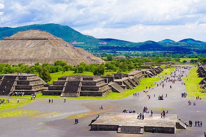 1 pyramids of teotihuacan and basilica of guadalupe Pyramids of Teotihuacán and Basilica of Guadalupe