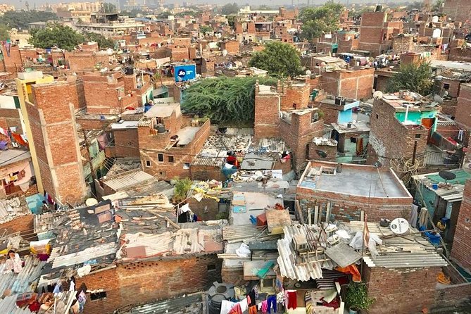 Real Life in a Delhi Slum (Small Group)