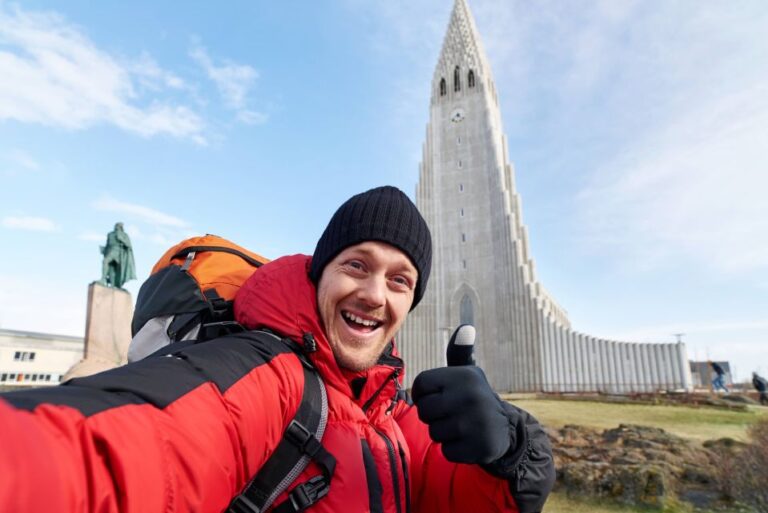 Reykjavik: Private 3-Hour Walking Tour for Seniors