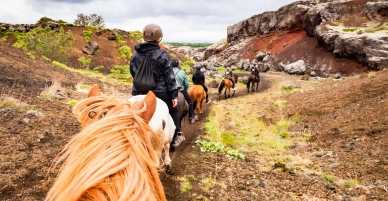 Reykjavik: Red Lava Horse Riding Tour