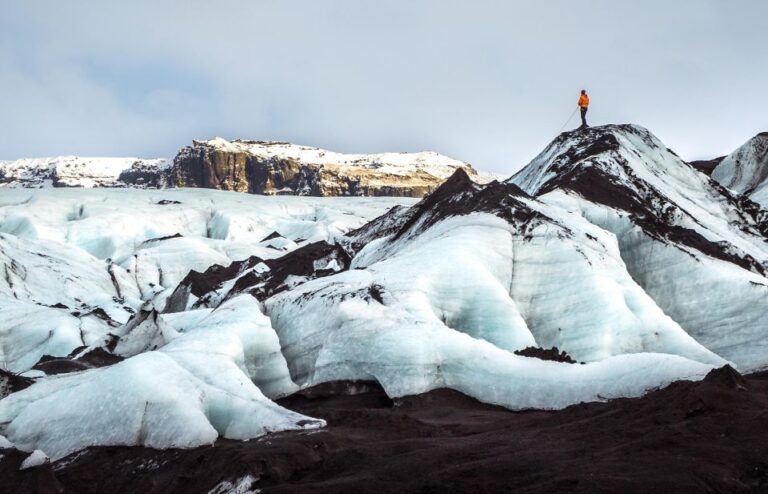 Reykjavik/Sólheimajökull: Glacier Hiking & Ice Climbing Trip