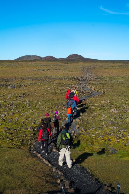 Reykjavik: Thrihnukagigur Volcano Guided Hiking Day Trip