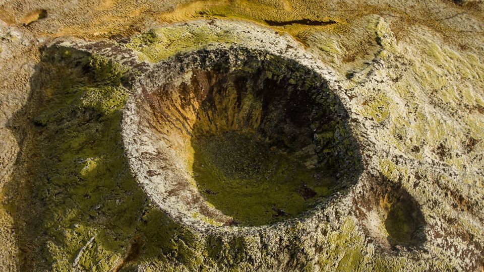 1 reykjavik volcanic craters fly over tour by helicopter Reykjavik: Volcanic Craters Fly Over Tour by Helicopter