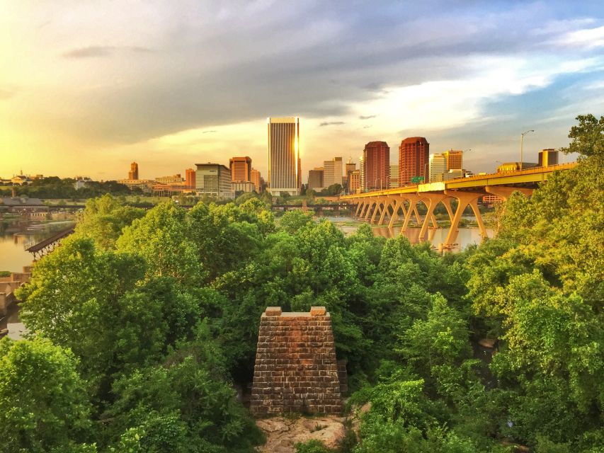 Richmond: Guided Hike in James River Park