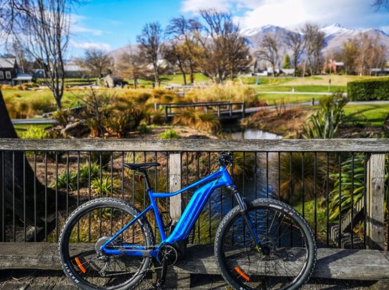 Ride to Riches: Arrowtown to Queenstown With Shuttle