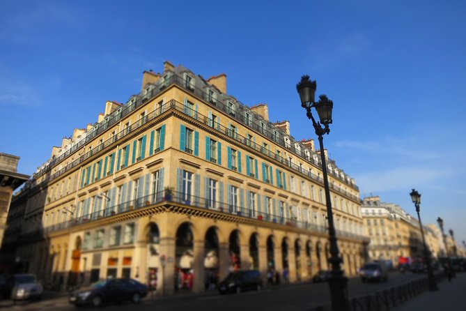 Right Bank of Paris 2-Hour Private Walking Tour
