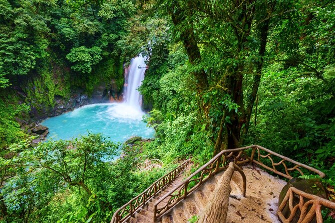 Rio Celeste Hiking From Arenal – National Park Guided Tour