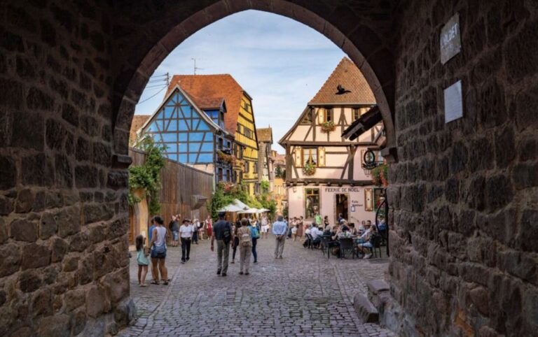 Riquewihr: Private Guided Walking Tour