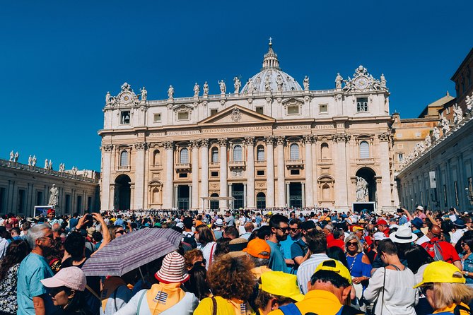 Rome: Audience Pope Francis With Tour Guide